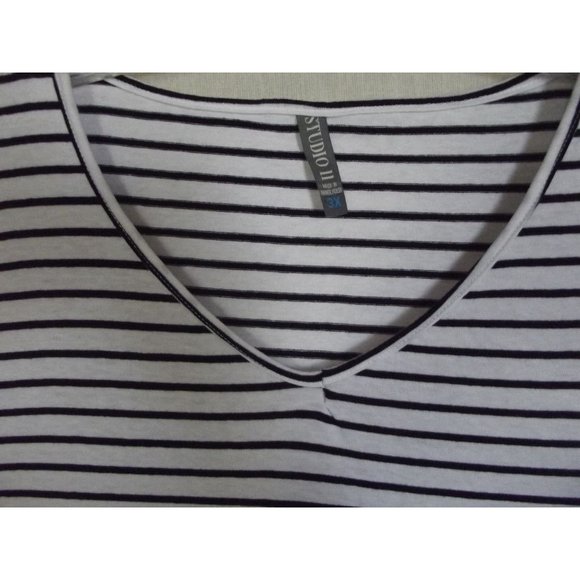 Studio II Sizes 2X/3X White Navy Blue Striped V-neck T-Shirt 100% Cotton - Picture 3 of 9